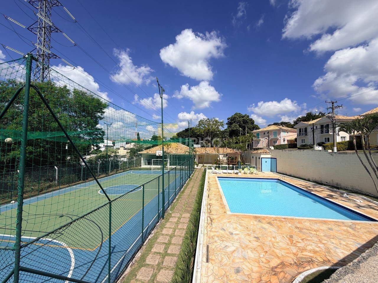 Casa em condomínio à venda no Condomínio Villaggio Dei Fiori em Louveira/SP: 