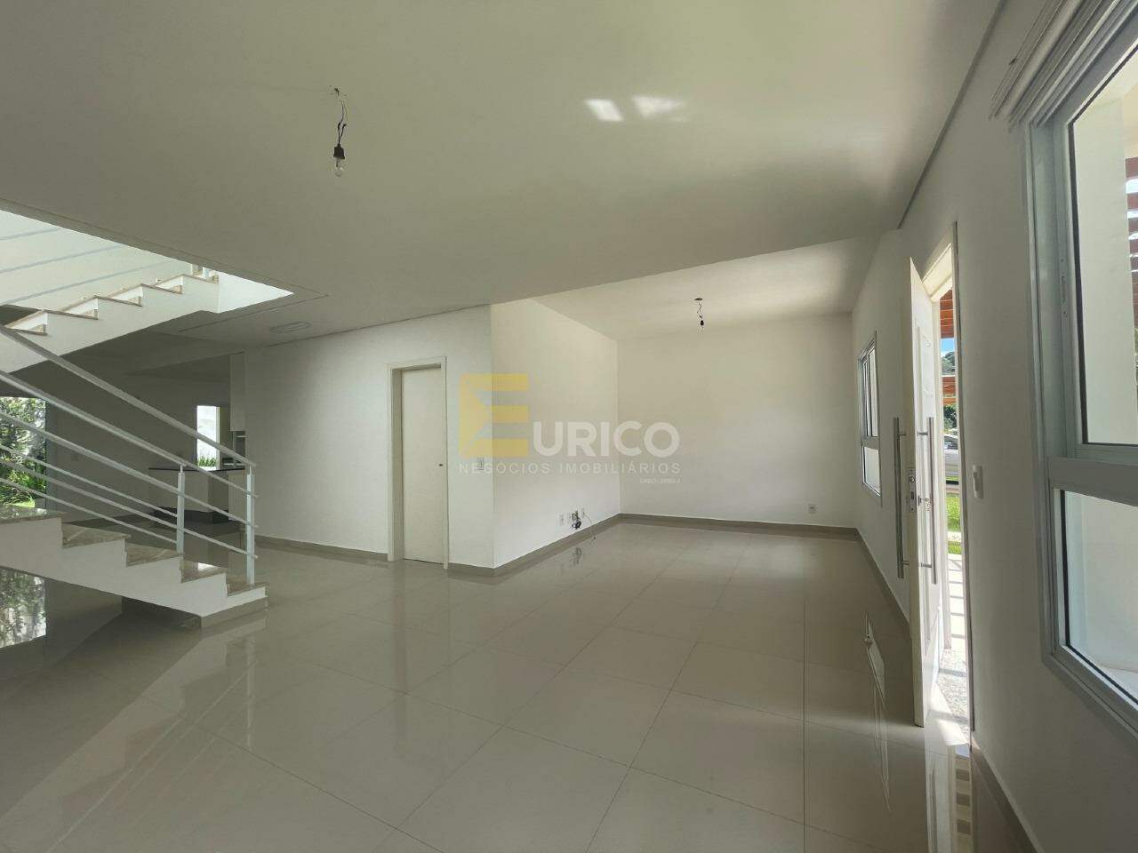 Casa em condomínio à venda no Condomínio Village San Nicholas em Vinhedo/SP: 