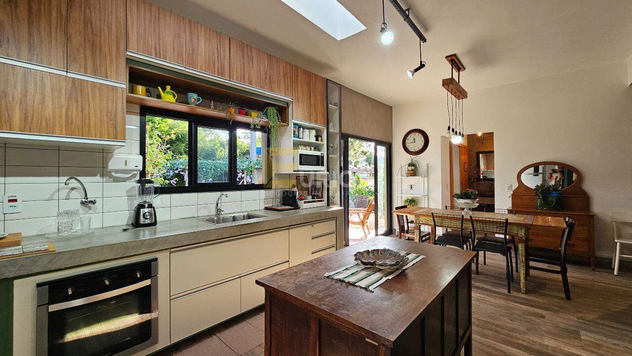 Casa em condomínio à venda no Condomínio Chácaras do Lago em Vinhedo/SP: 