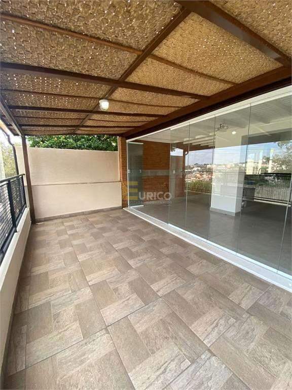 Casa à venda no Centro em Vinhedo/SP: 