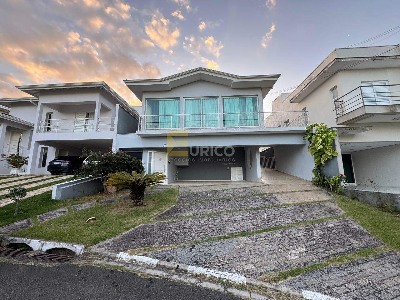 Casa em condomínio à venda no Condomínio Terras de São Francisco em Vinhedo/SP: 