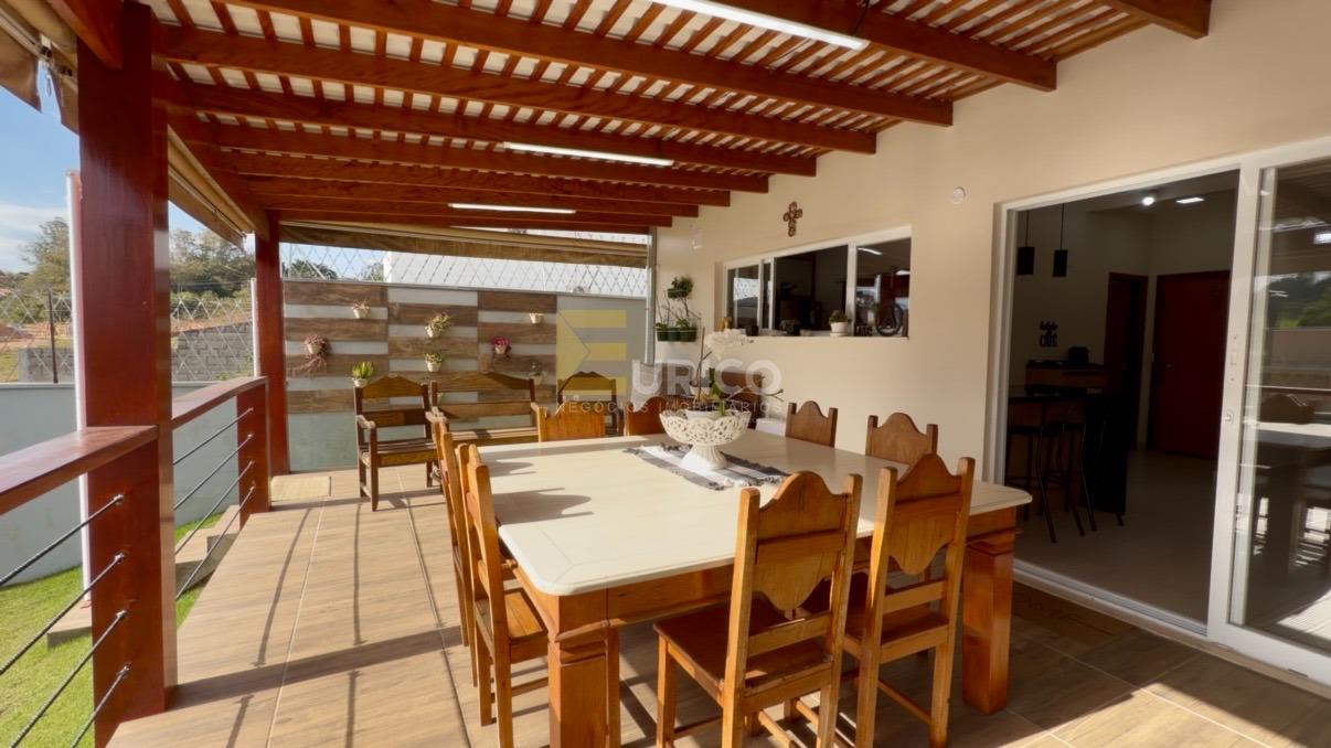 Casa à venda no Residencial Santa Maria em Vinhedo/SP: