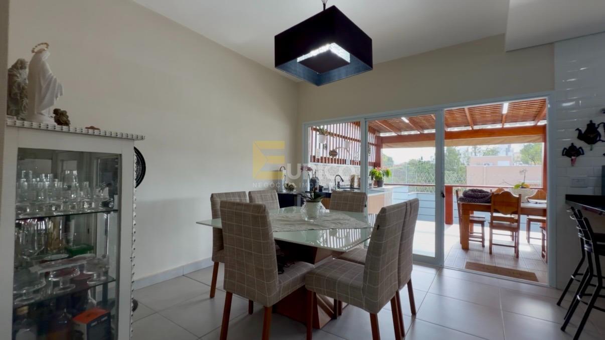 Casa à venda no Residencial Santa Maria em Vinhedo/SP: