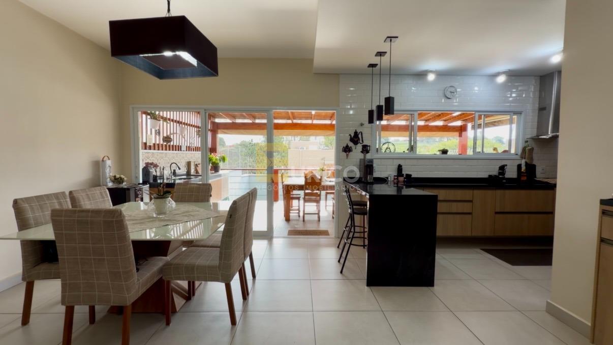 Casa à venda no Residencial Santa Maria em Vinhedo/SP:
