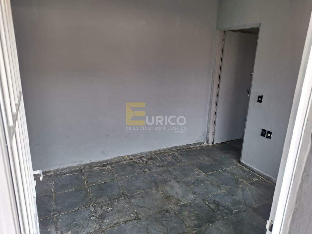 Casa à venda no JARDIM DOS MANACÁS em Valinhos/SP: 