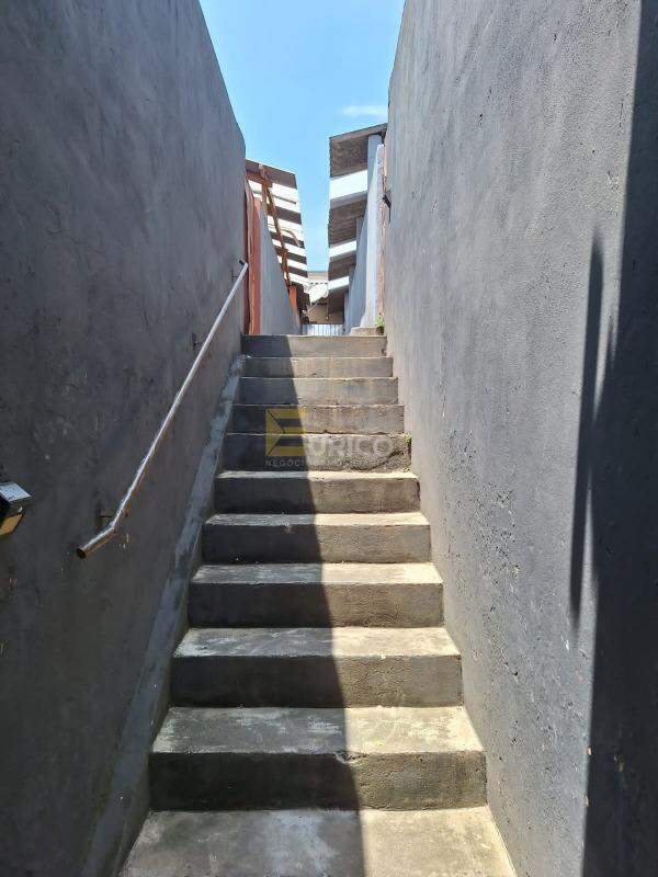 Casa à venda no JARDIM DOS MANACÁS em Valinhos/SP: 