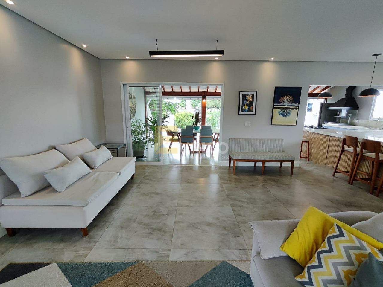 Casa em condomínio à venda no Condomínio Flor da Serra em Valinhos/SP: 