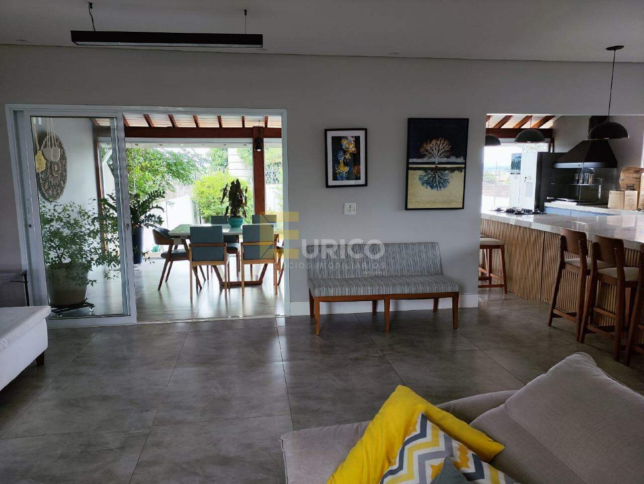 Casa em condomínio à venda no Condomínio Flor da Serra em Valinhos/SP: 