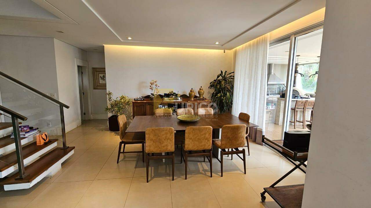 Casa em condomínio à venda no Condomínio Villa Lombarda em Valinhos/SP: 