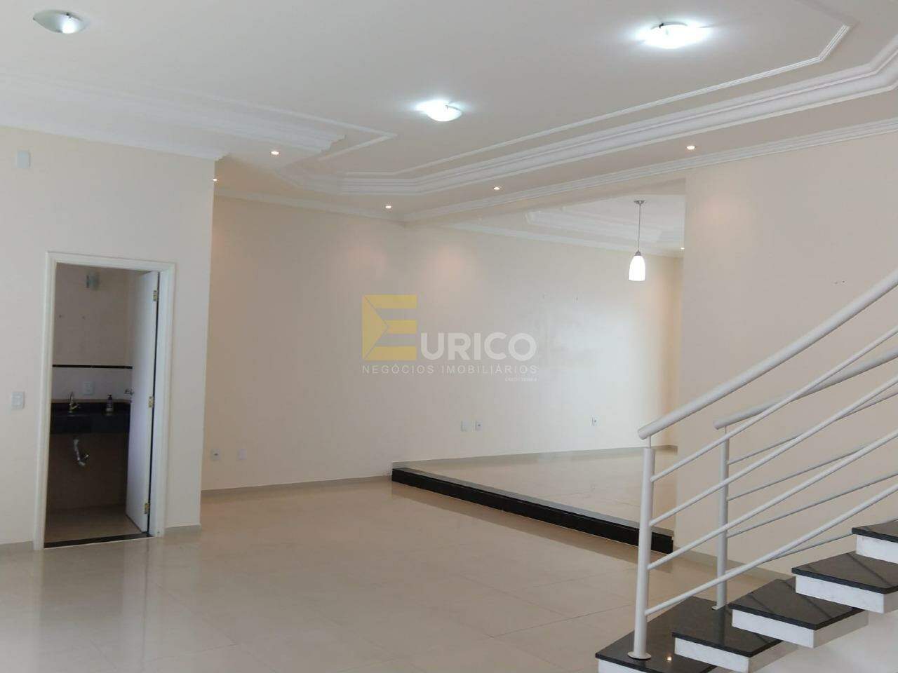 Casa à venda no PARQUE TERRANOVA em Valinhos/SP: 