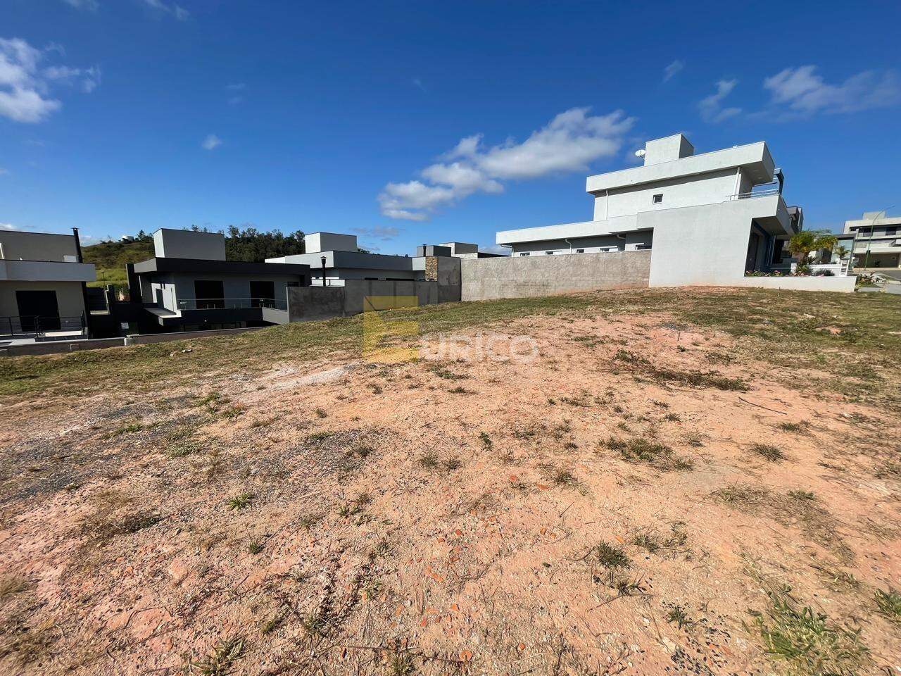 Terreno em Condomínio à venda no Condomínio Residencial Mont'Alcino em Valinhos/SP: 