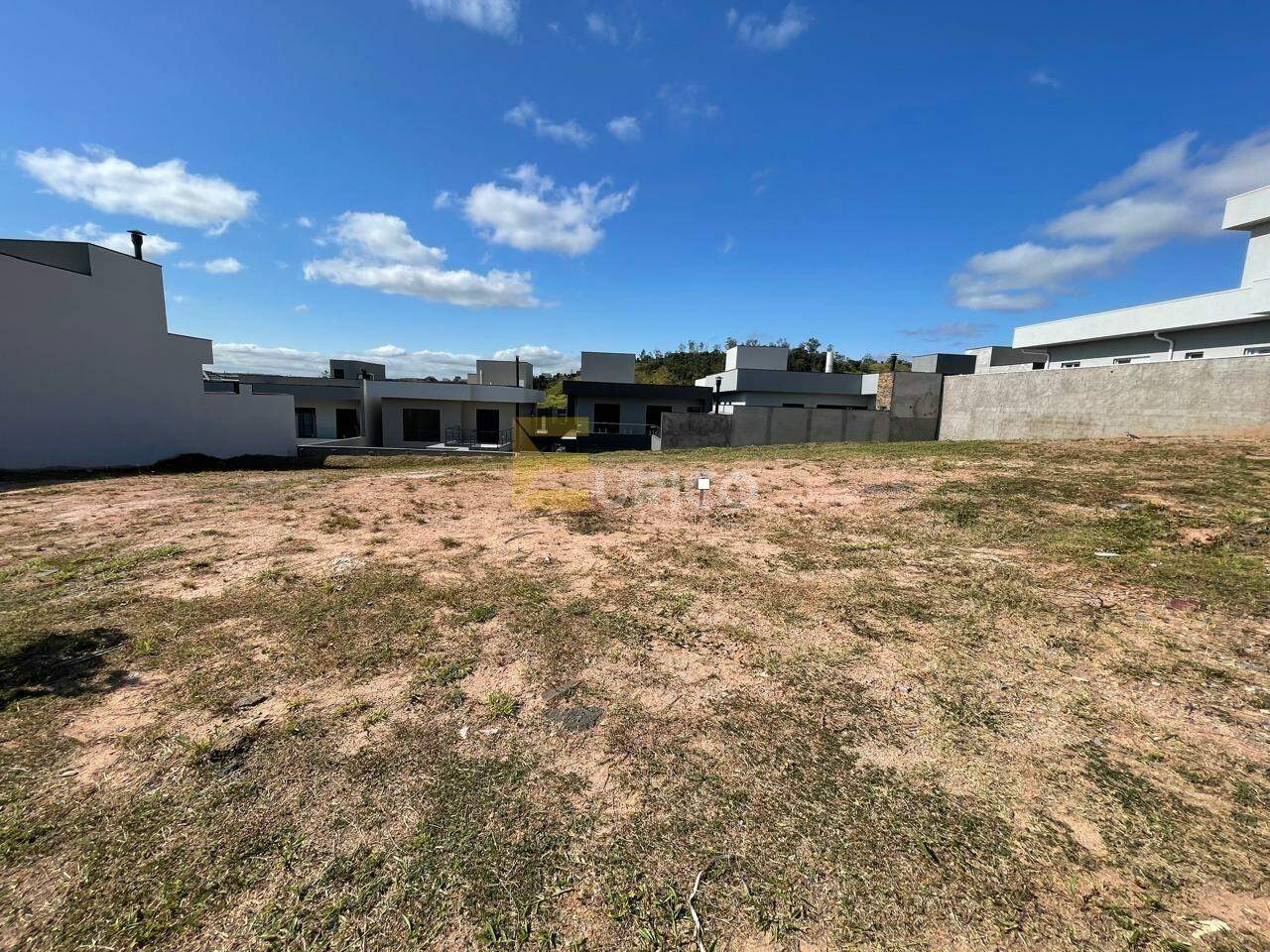 Terreno em Condomínio à venda no Condomínio Residencial Mont'Alcino em Valinhos/SP: 