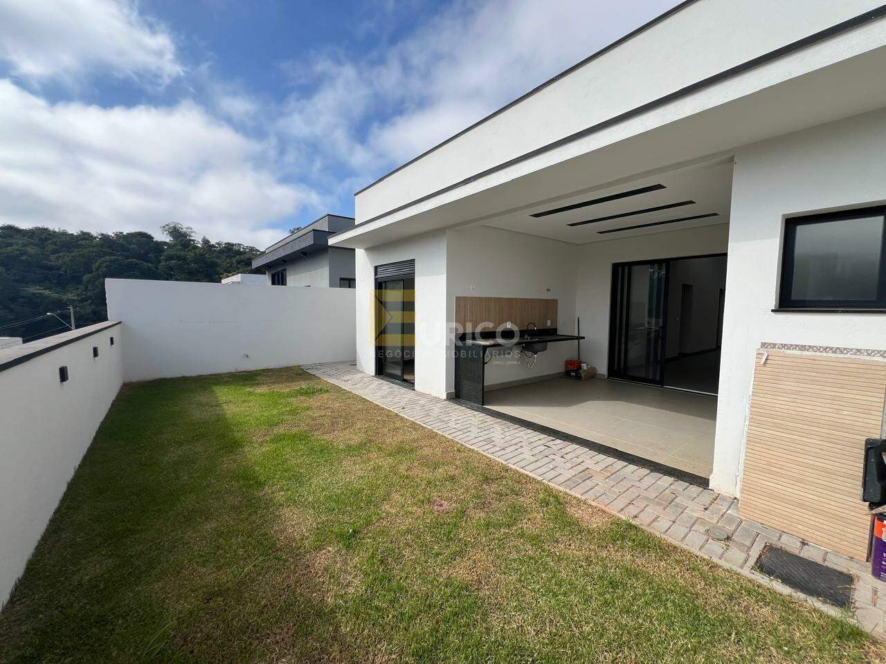 Casa em condomínio à venda no Condomínio Reserva Jatobás em Louveira/SP: 