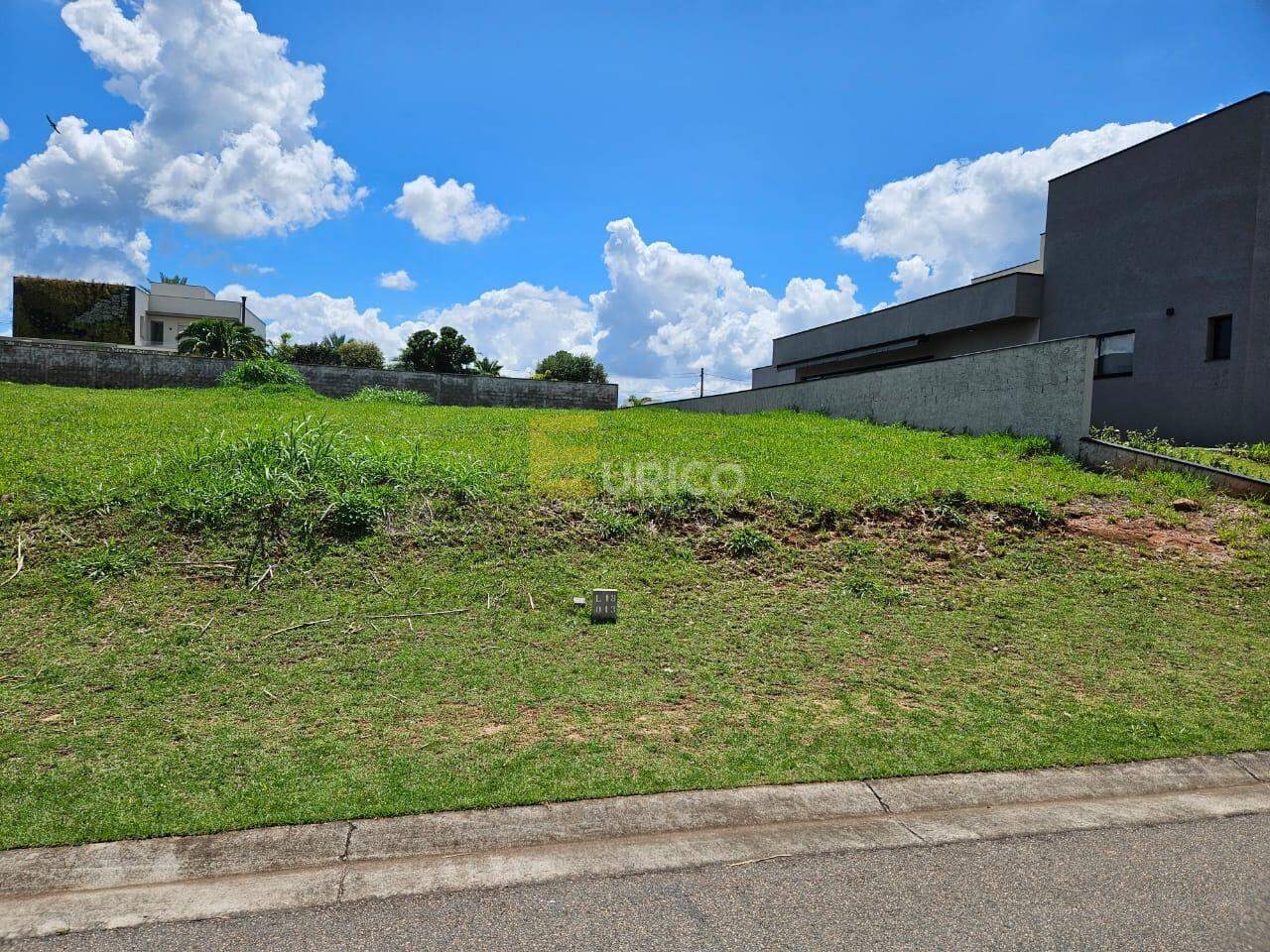 Terreno em Condomínio à venda no Condomínio Campo de Toscana em Vinhedo/SP: 