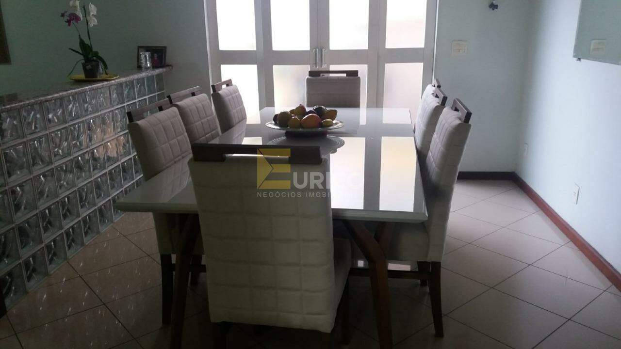 Casa em condomínio à venda no Condomínio Residencial Terras do Oriente em Valinhos/SP: 