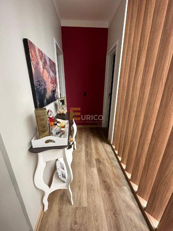 Casa em condomínio à venda no Condomínio Quinta das Parreiras em Valinhos/SP: 