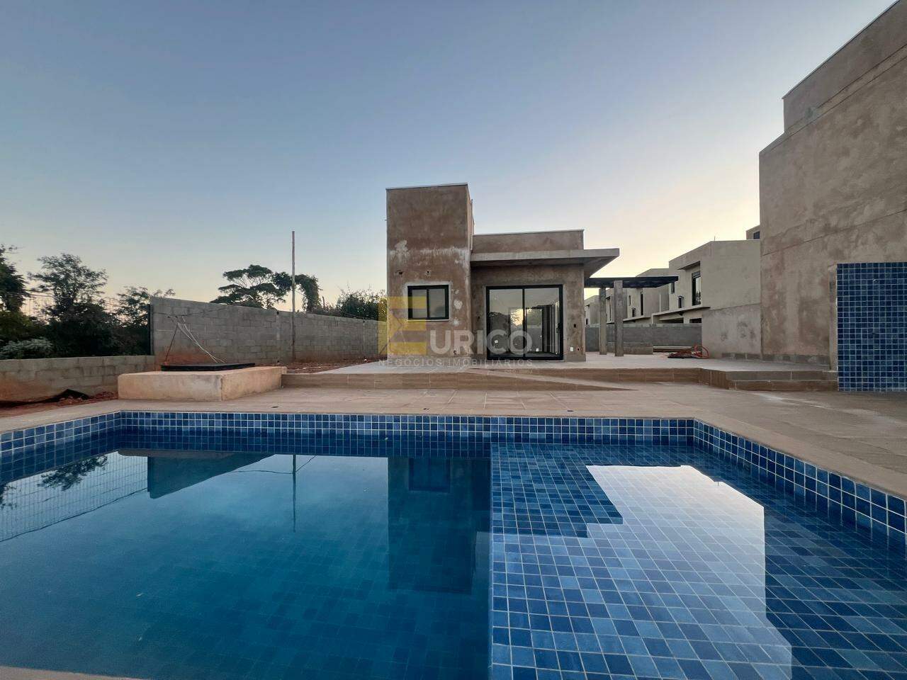 Casa em condomínio à venda no Condomínio residencial Villa Arte 28 em Vinhedo/SP: 