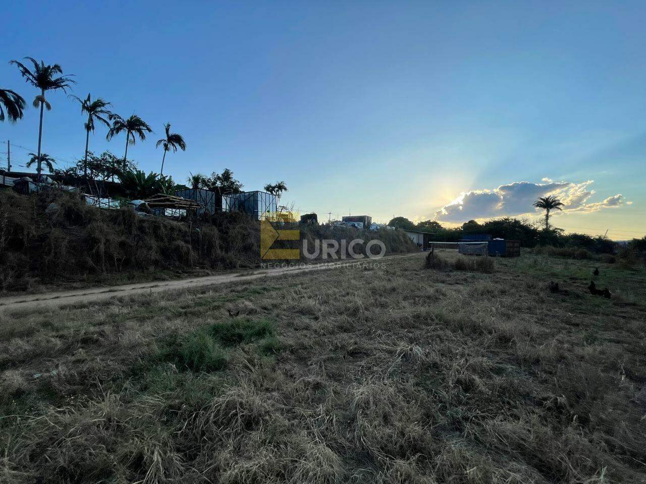 Terreno à venda no Pinheirinho em Vinhedo/SP: 