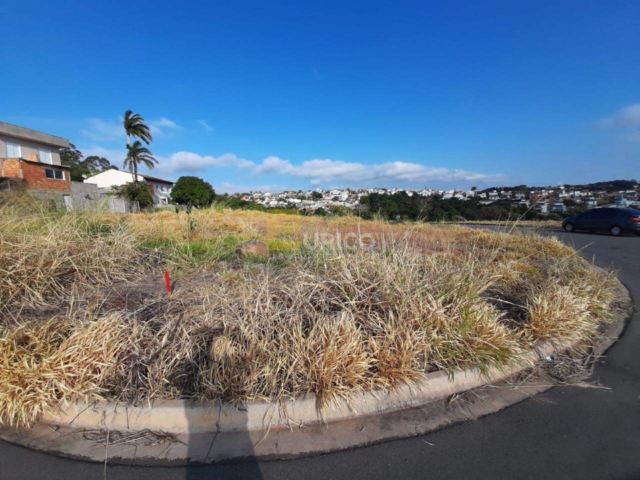 Terreno à venda no Residencial Pinheirinho em Vinhedo/SP: 