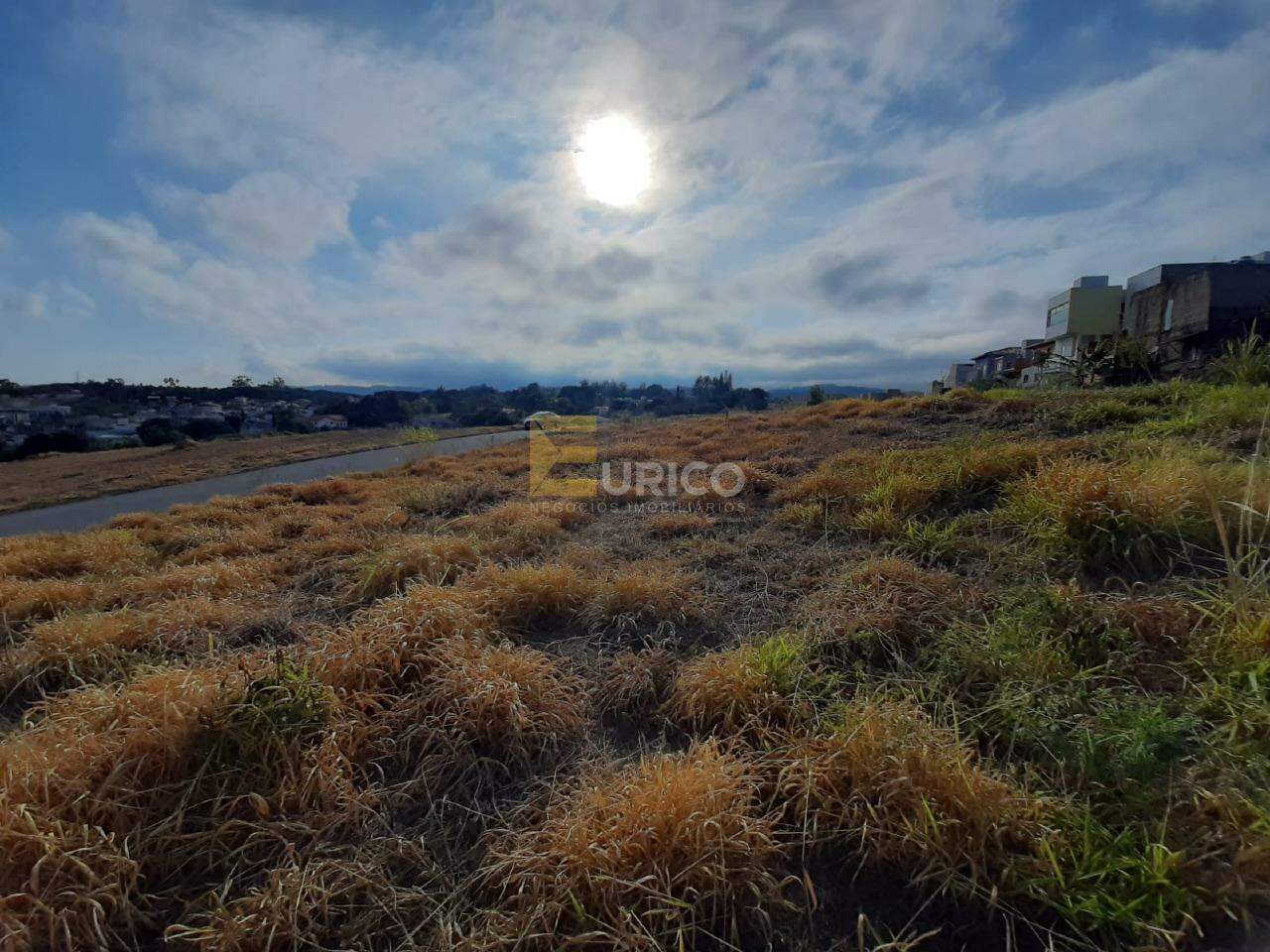 Terreno à venda no Residencial Pinheirinho em Vinhedo/SP: 