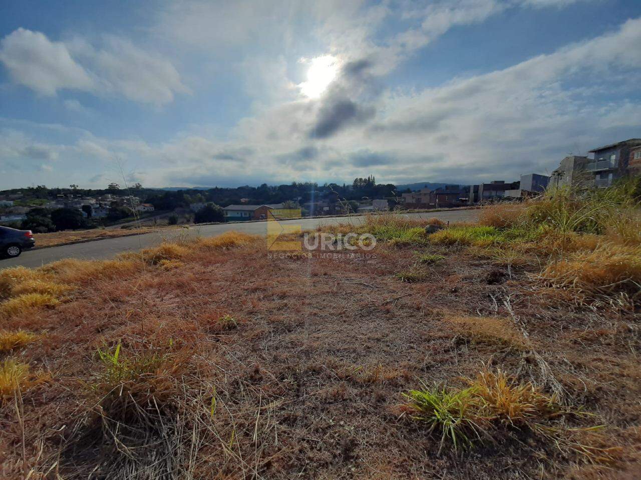 Terreno à venda no Residencial Pinheirinho em Vinhedo/SP: 