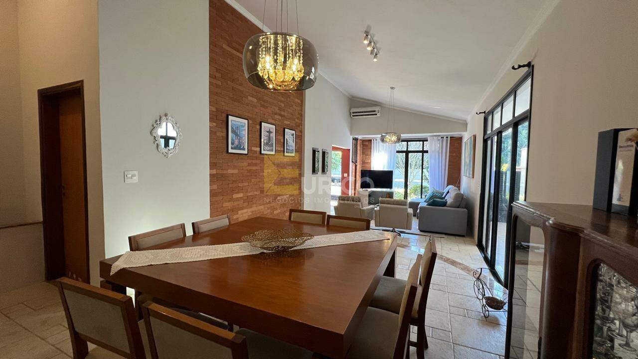 Casa em condomínio à venda no Condomínio Morada das Nascentes em Valinhos/SP: 