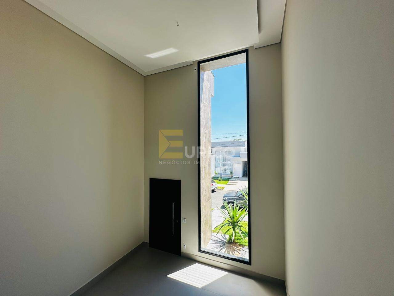 Casa em condomínio à venda no Condomínio Portal do Jequitibá em Valinhos/SP: 