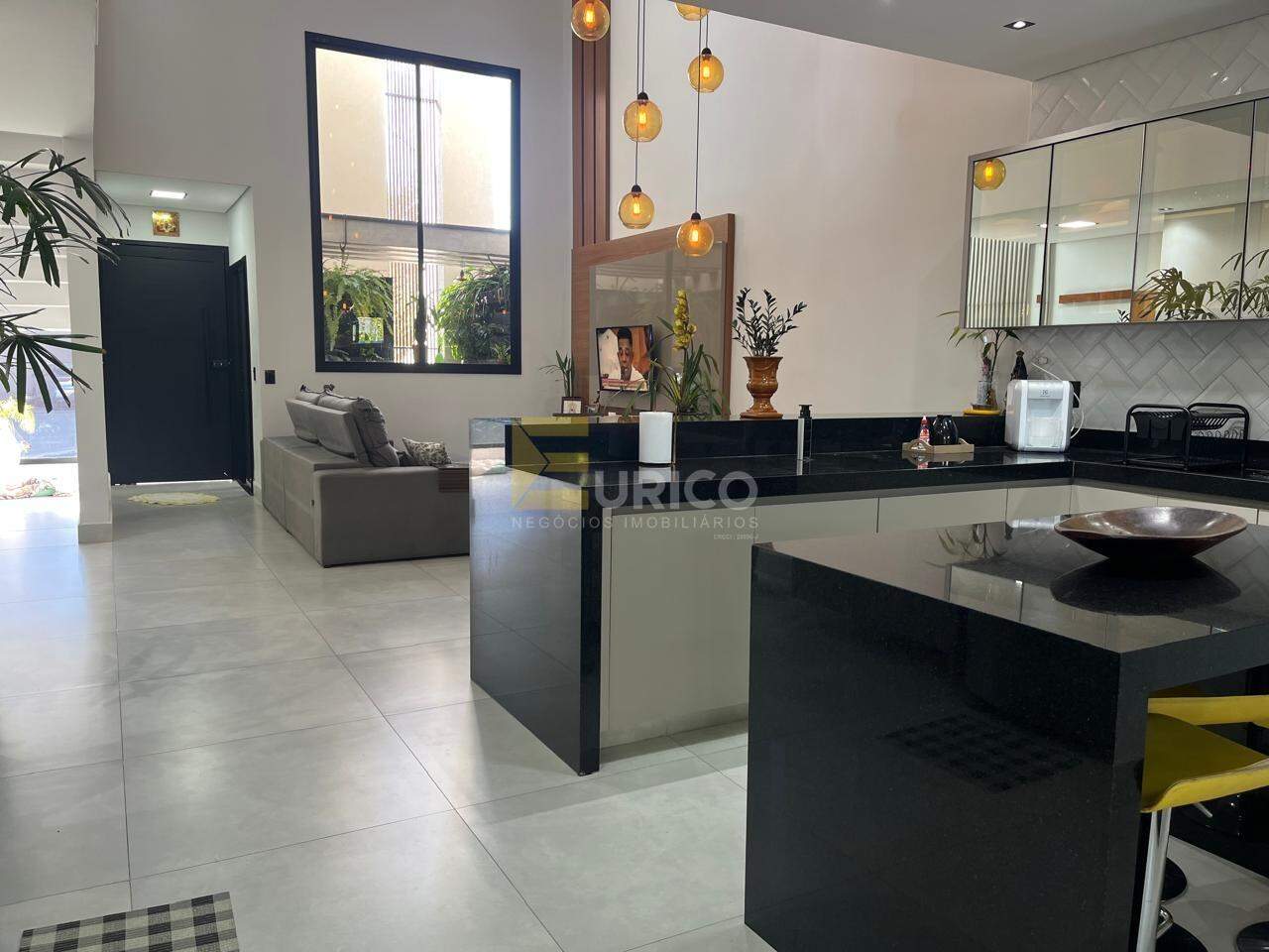 Casa em condomínio à venda no Condomínio Residencial Villa do Sol em Valinhos/SP: 