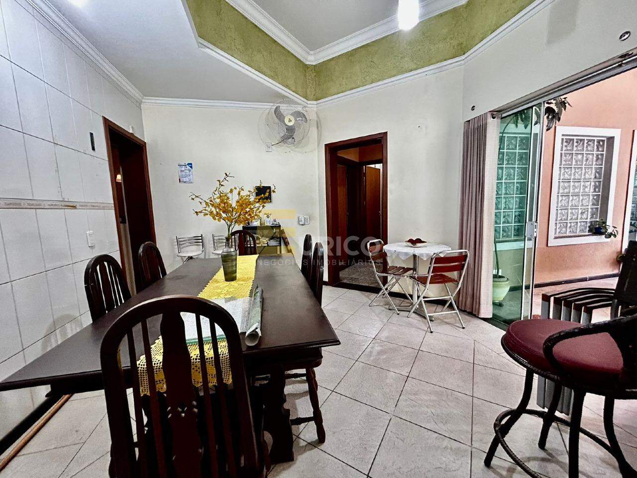 Casa em condomínio à venda no Condomínio Reserva Colonial em Valinhos/SP: 
