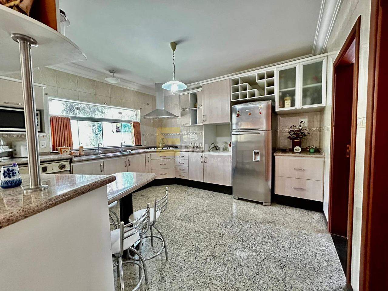 Casa em condomínio à venda no Condomínio Reserva Colonial em Valinhos/SP: 