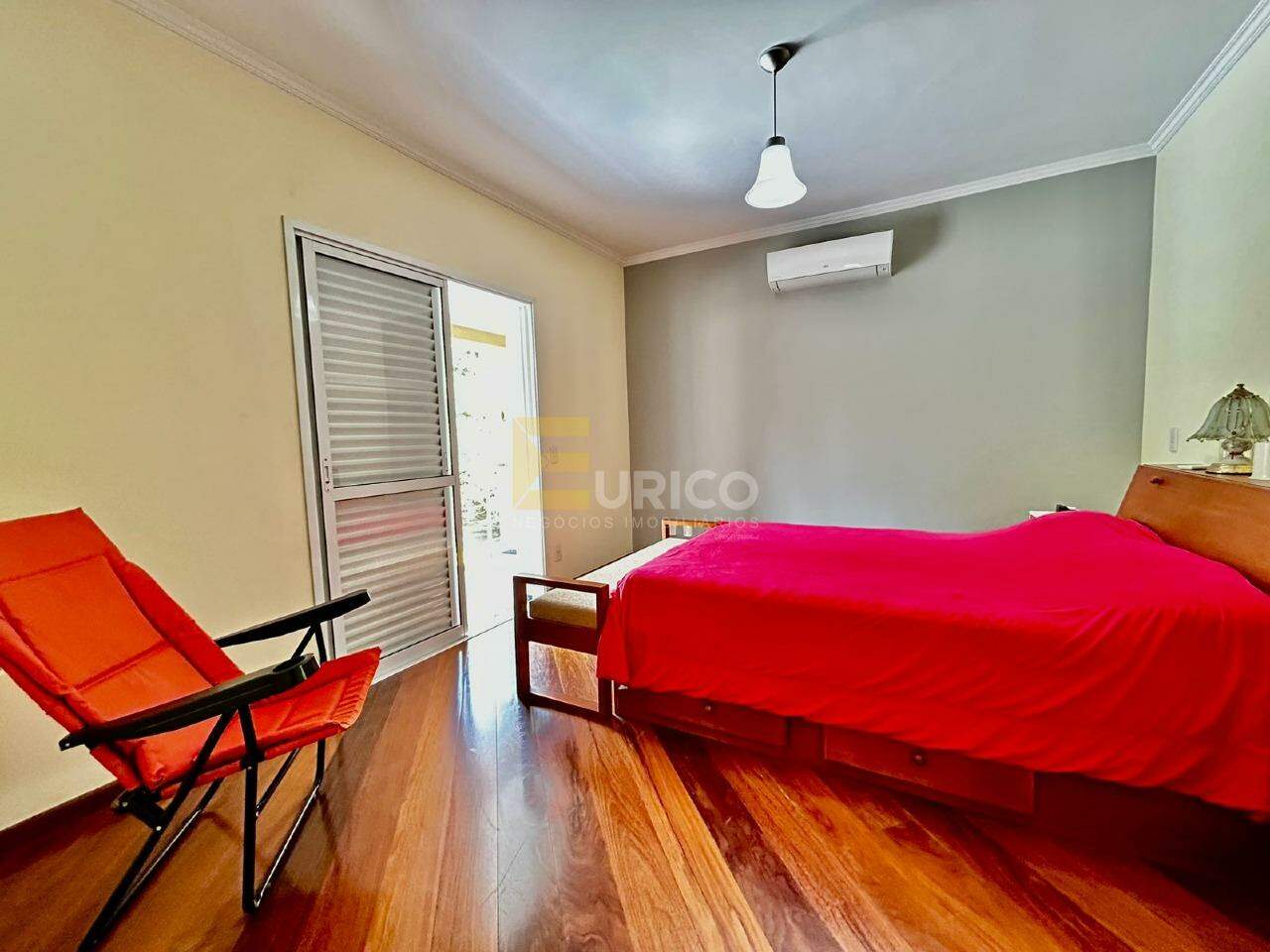 Casa em condomínio à venda no Condomínio Reserva Colonial em Valinhos/SP: 