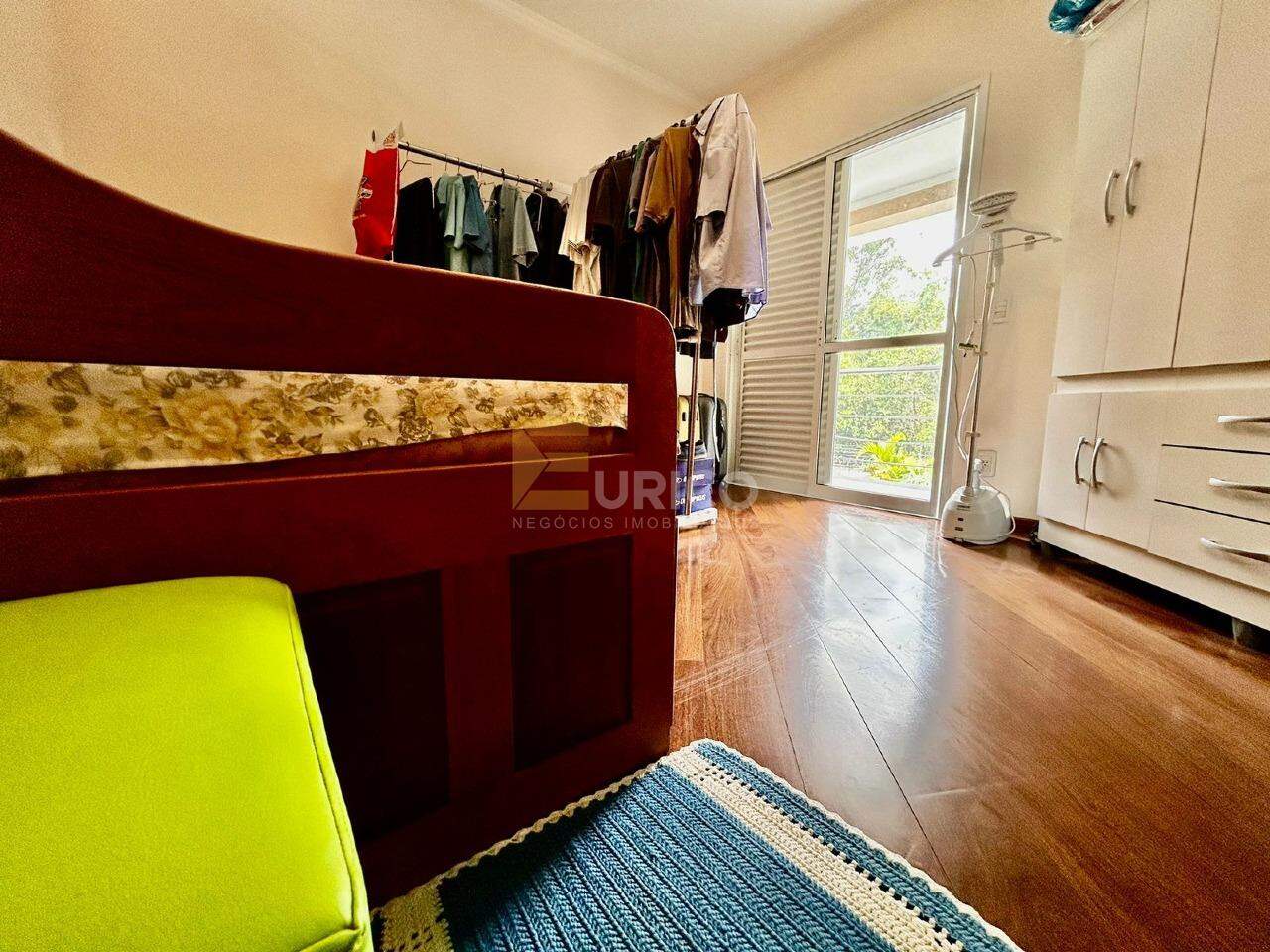 Casa em condomínio à venda no Condomínio Reserva Colonial em Valinhos/SP: 