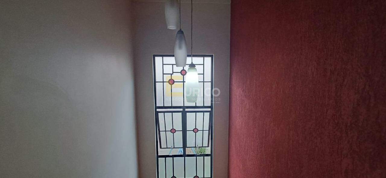 Casa em condomínio à venda no Condomínio Vivenda das Quaresmeiras em Valinhos/SP: 