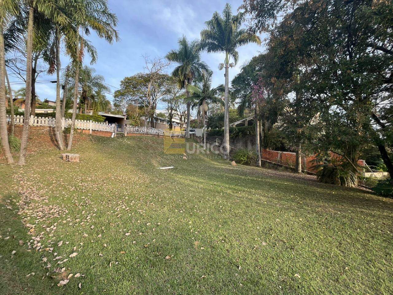 Terreno em Condomínio à venda no Condomínio Estância Marambaia em Vinhedo/SP: 