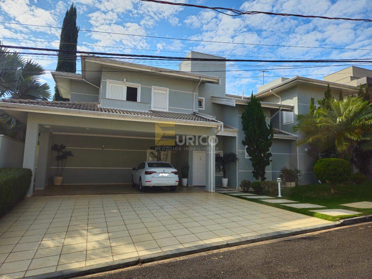Casa em condomínio à venda no Condomínio Portal do Lago em Valinhos/SP: 