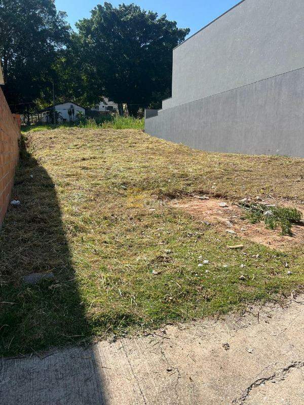 Terreno à venda no Bosque em Vinhedo/SP: 