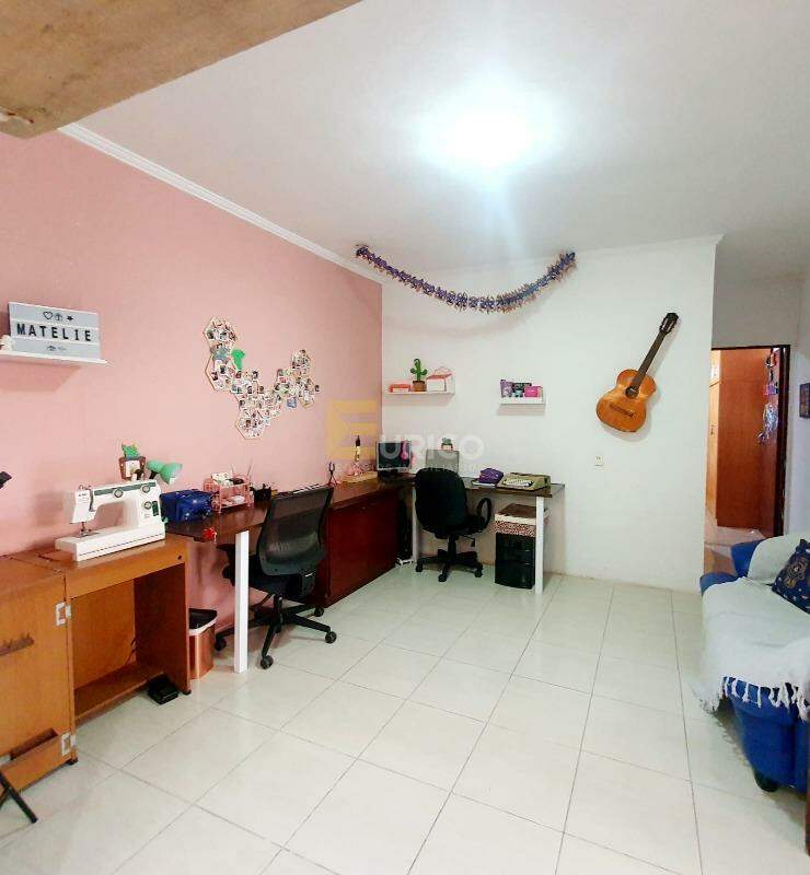 Casa à venda no Loteamento Residencial Ana Carolina em Valinhos/SP: 