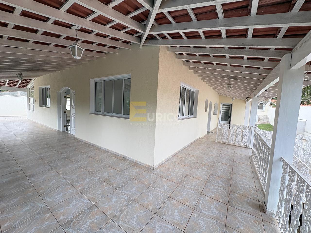 Casa em condomínio à venda no Condomínio Estância Marambaia em Vinhedo/SP: VARANDA SALA