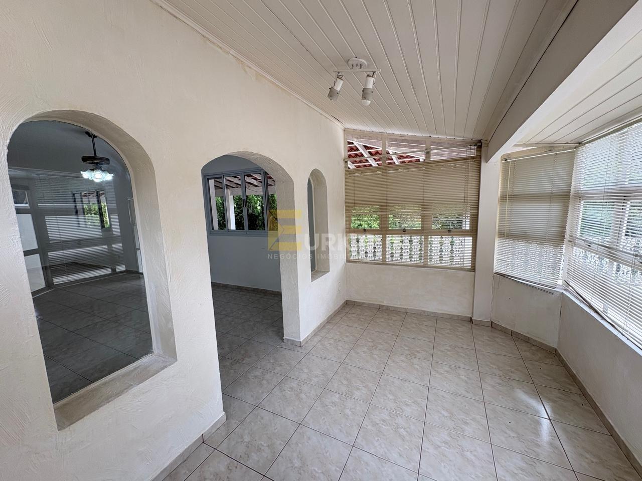 Casa em condomínio à venda no Condomínio Estância Marambaia em Vinhedo/SP: