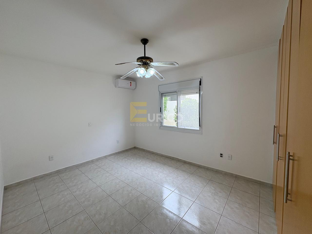 Casa em condomínio à venda no Condomínio Estância Marambaia em Vinhedo/SP: 2ª SUÍTE