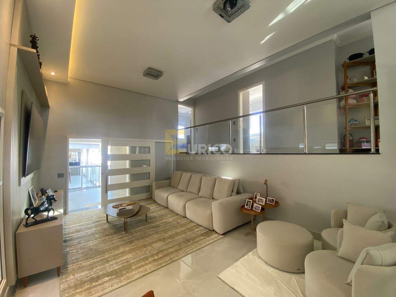 Casa em condomínio à venda no Condomínio Terras de São Francisco em Vinhedo/SP: 