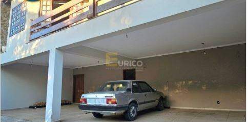 Casa à venda no JARDIM CELANI em Valinhos/SP: 