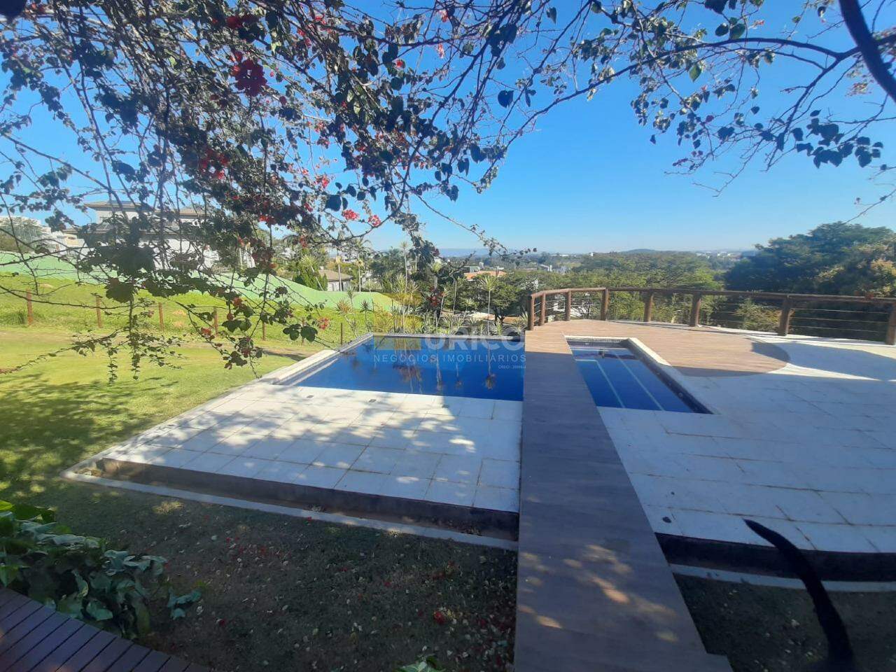 Casa em condomínio à venda no Condomínio Jardim Primavera em Louveira/SP: 