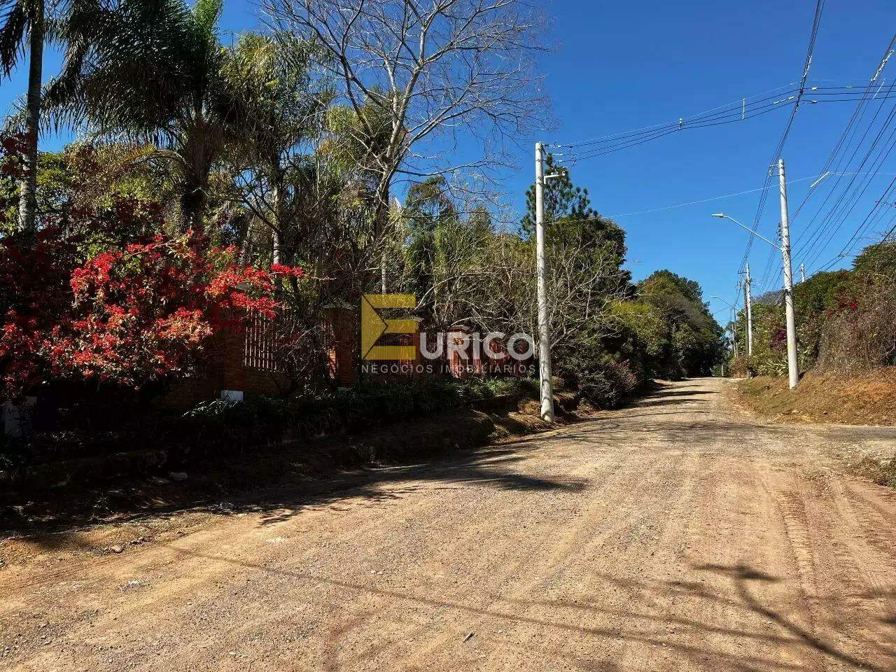Casa para aluguel no CHÁCARAS ALPINA em Valinhos/SP: 