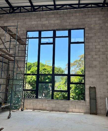 Galpão à venda no Loteamento Residencial Alto das Figueiras em Vinhedo/SP: 