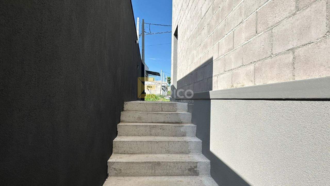 Galpão à venda no Loteamento Residencial Alto das Figueiras em Vinhedo/SP: 