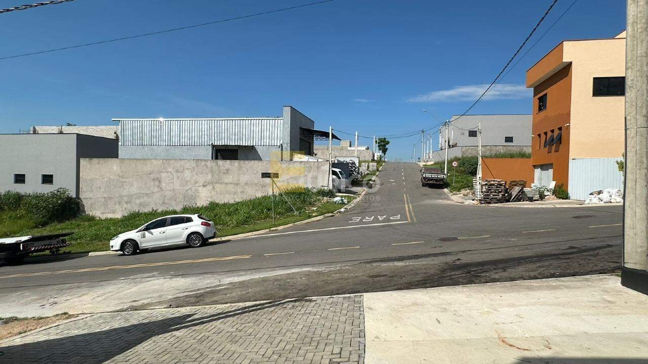 Galpão à venda no Loteamento Residencial Alto das Figueiras em Vinhedo/SP: 