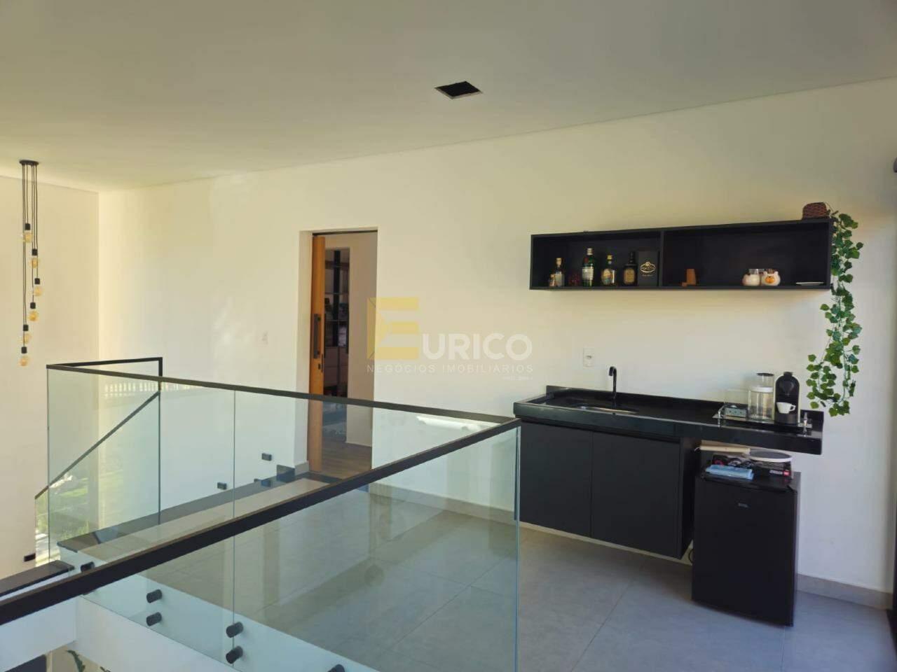 Casa em condomínio à venda no Condomínio Colinas de Inhandjara em Itupeva/SP: 