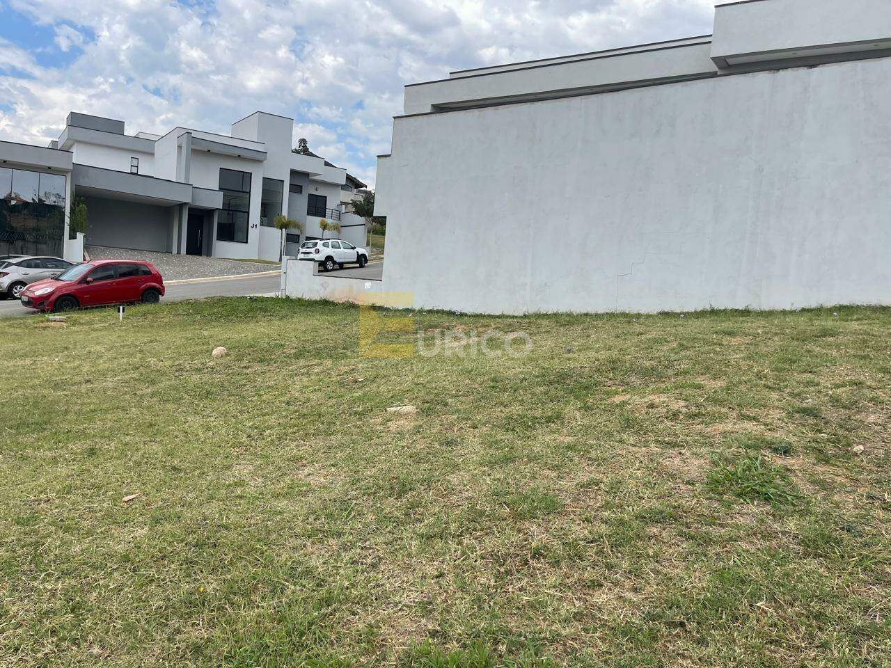 Terreno em Condomínio à venda no Condomínio Residencial Mont'Alcino em Valinhos/SP: 