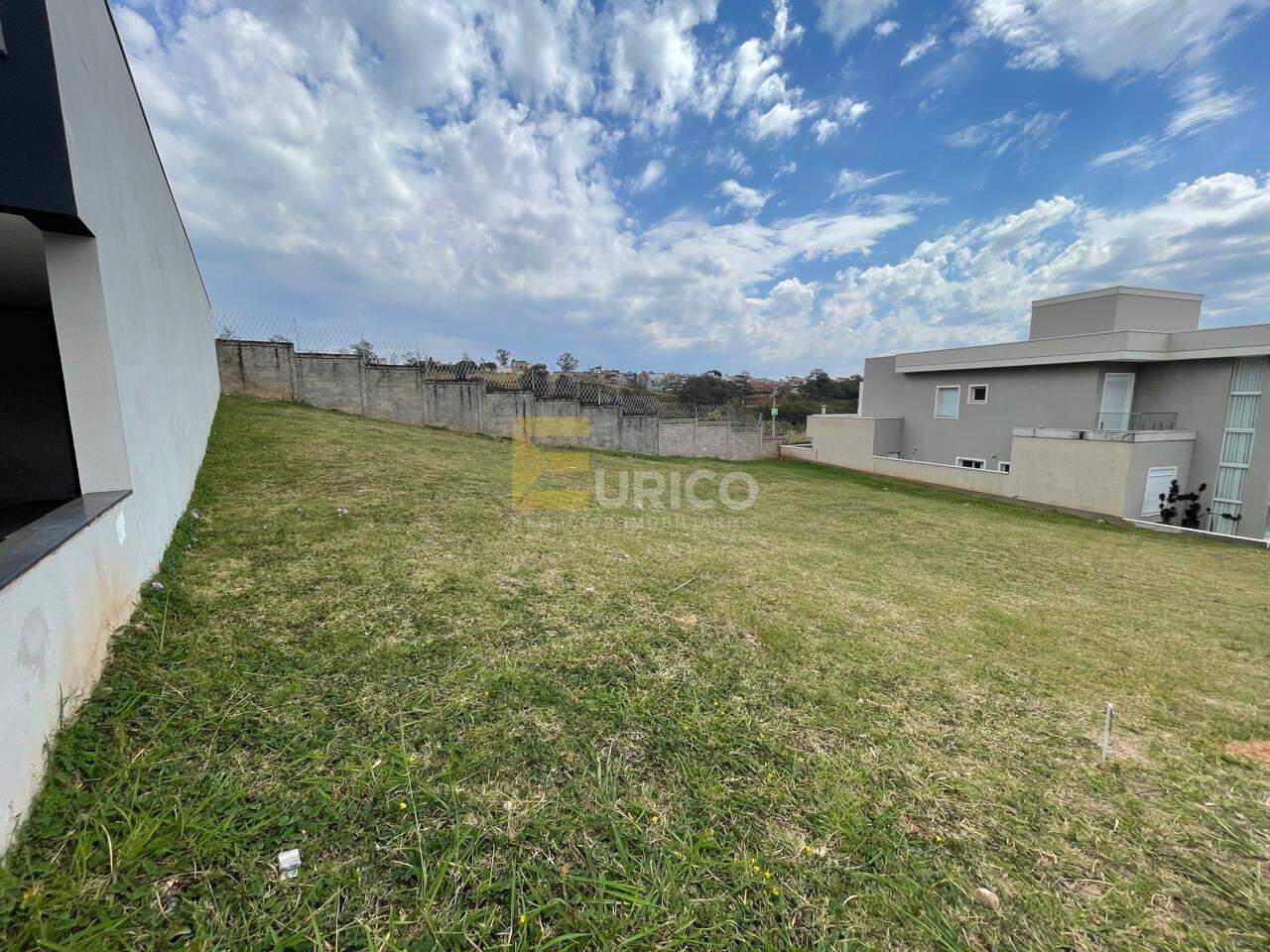 Terreno em Condomínio à venda no Condomínio Residencial Mont'Alcino em Valinhos/SP: 